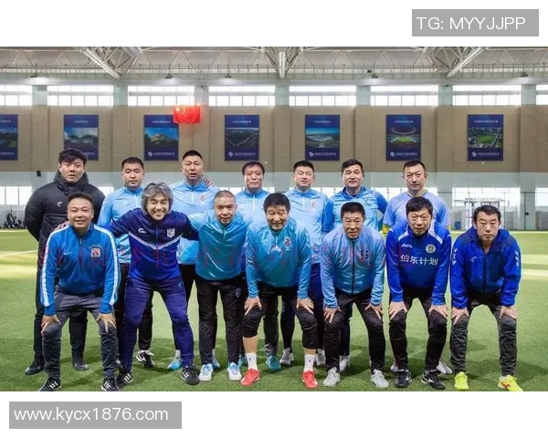 传奇球星足球比赛完整版精彩对决全程回顾让你重温经典时刻