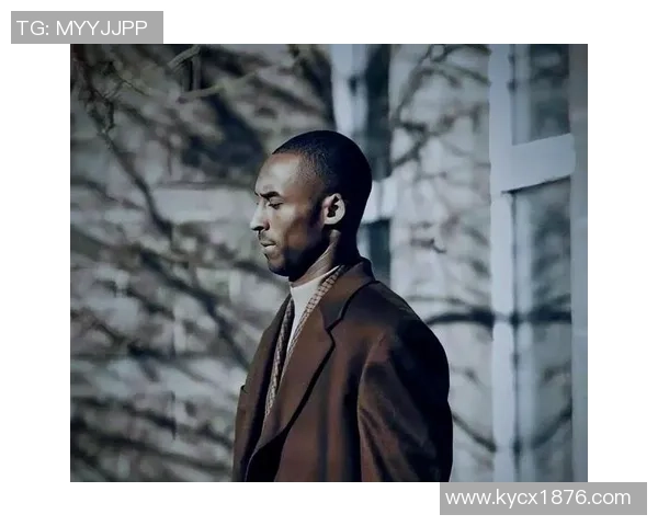 起床铃声引发的足球传奇 从球场到赛场的明星人物与故事